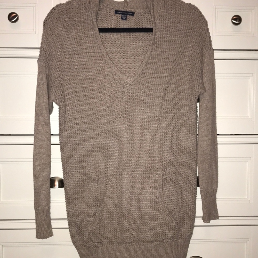 American Eagle sweater